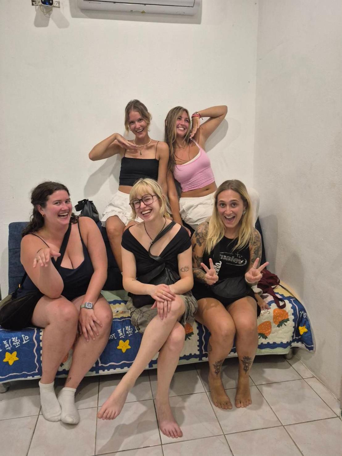 Dk1Hostel شاطئ تشاوينغ المظهر الخارجي الصورة